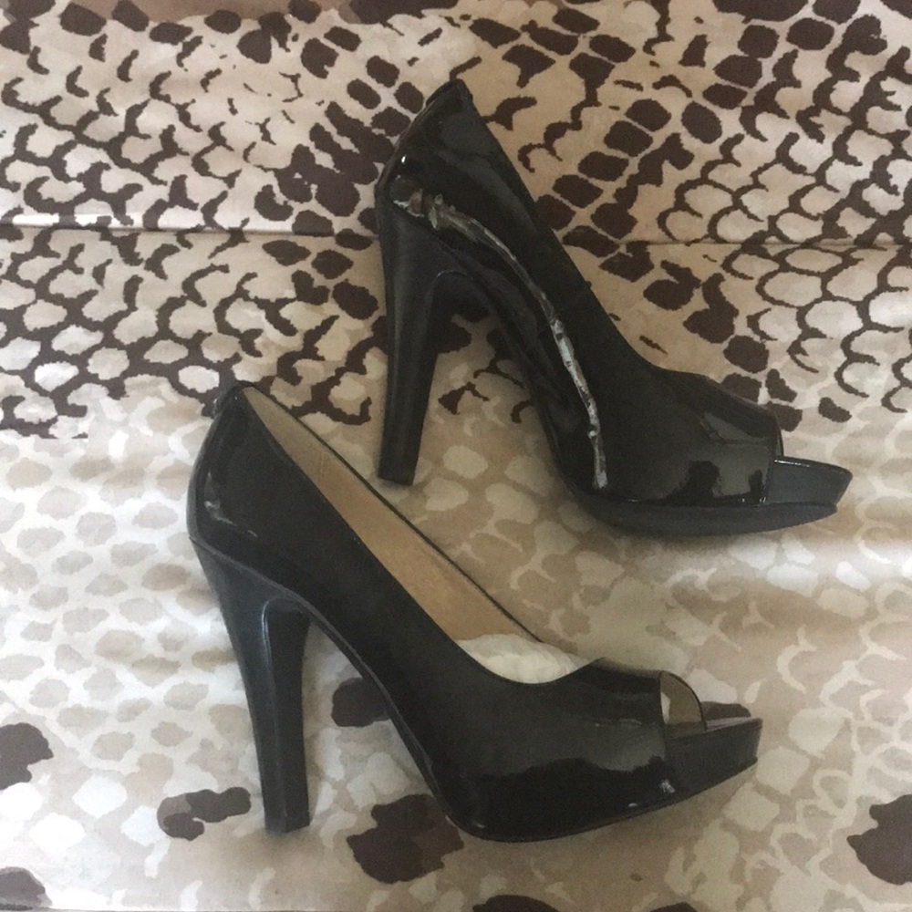Michael Kors Heels - Picture 3 of 6